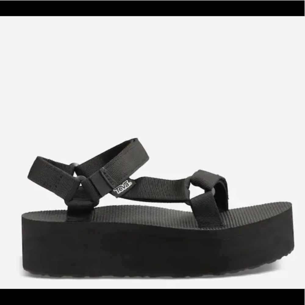 Teva Flatform Universal Sandals